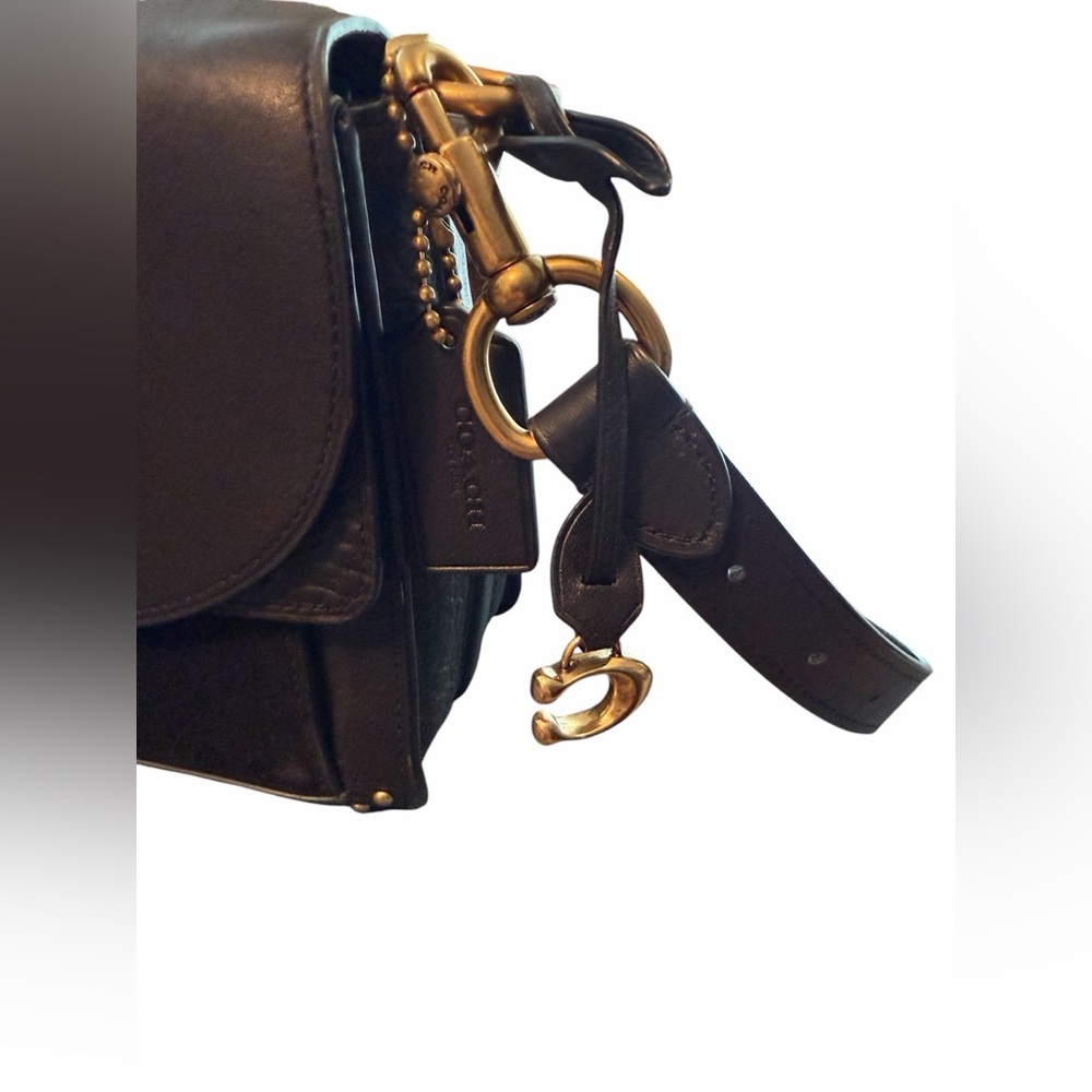 Coach Dreamer Shoulder Bag Black Leather Crossbody with Gold Accent - Picture 2 of 14